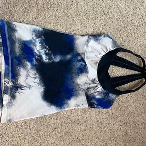 Lululemon sports bra